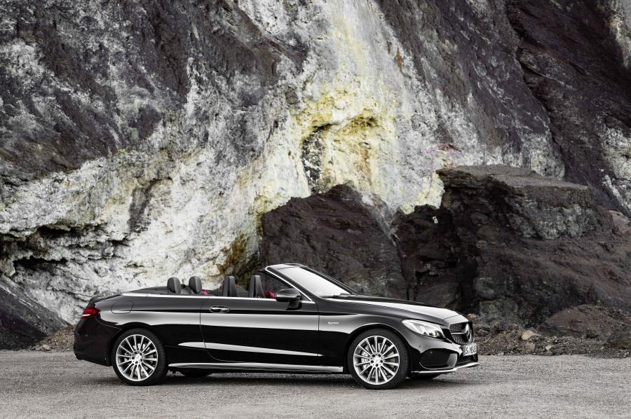  Mercedes-AMG C43 4Matic Cabriolet 2016 года  (фото 13 из 39)